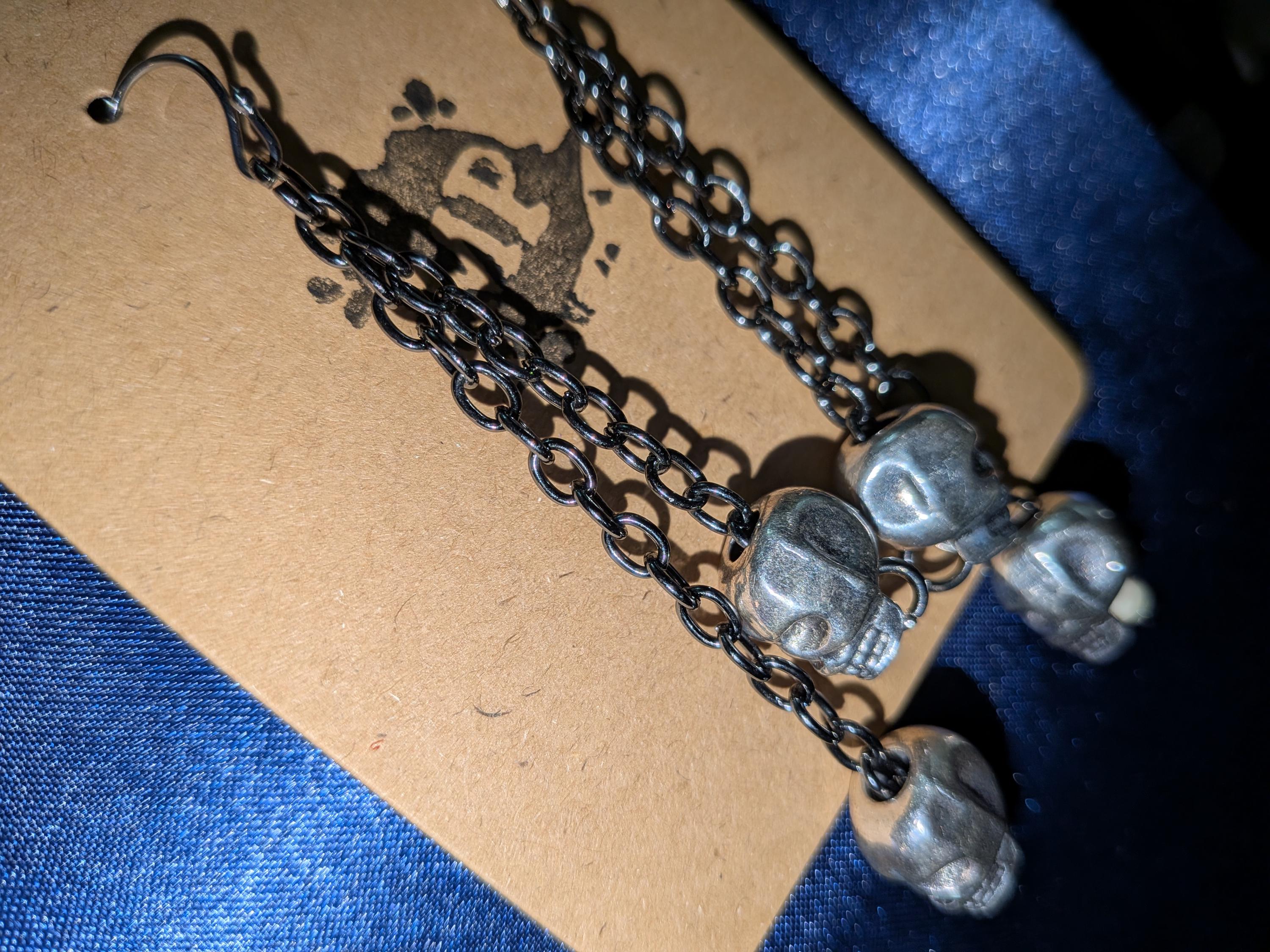 HeadHunter Skull Dangle earrings with real Bone Beads